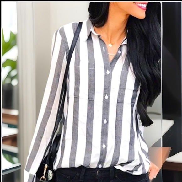 Gorgeous  White & Grey Striped Button Down Shirt W/ Pocket - Picture 2 of 3